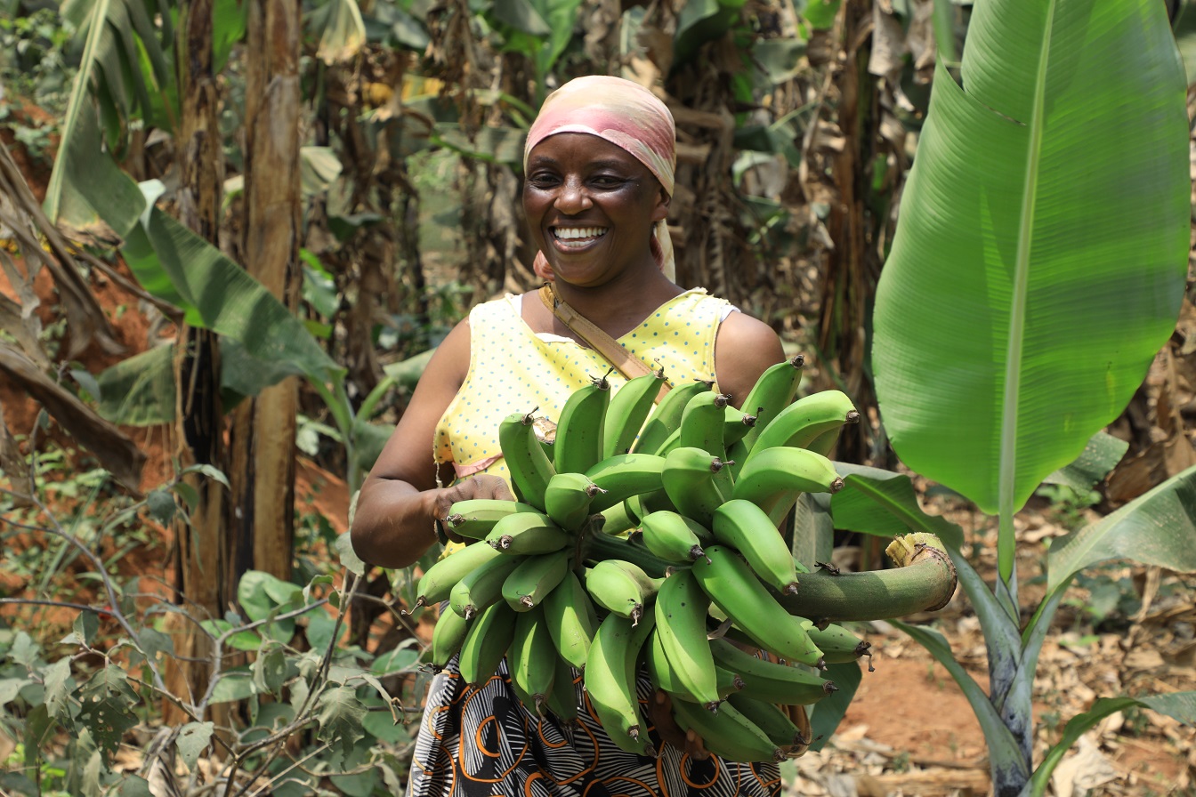 CARE She Feeds the World in Uganda
